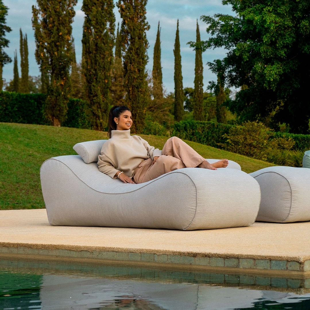 Mild Chaise - Lounger Chair